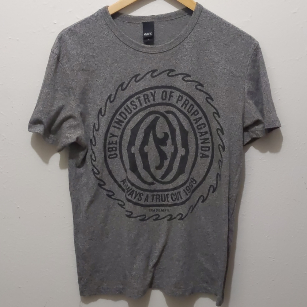 OBEY gray tshirt